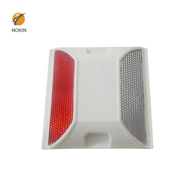 Yellow ABS Plastic Reflective Studs On The Motorway NK-1001