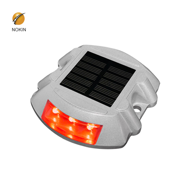 Horseshoe Aluminum Solar Panel Amber Studs on Motorway NK-RS-A1